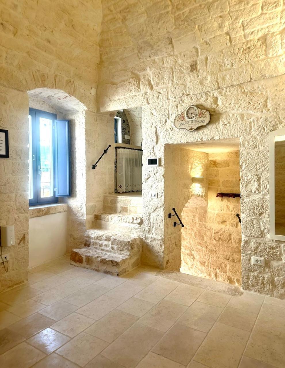 Suite La Petra Ceglie Messapica Εξωτερικό φωτογραφία