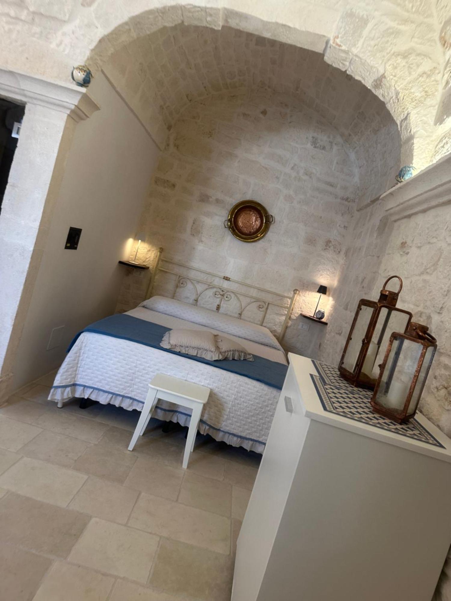 Suite La Petra Ceglie Messapica Εξωτερικό φωτογραφία