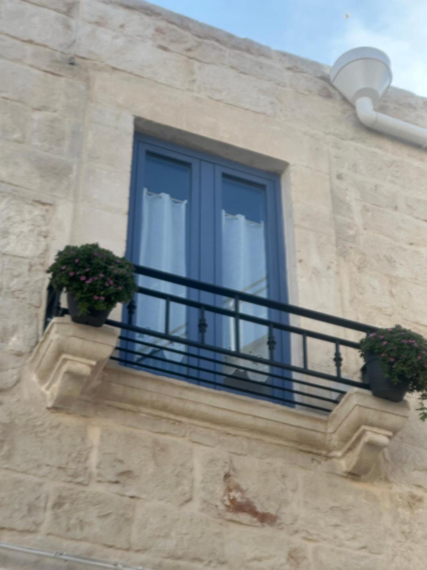 Suite La Petra Ceglie Messapica Εξωτερικό φωτογραφία